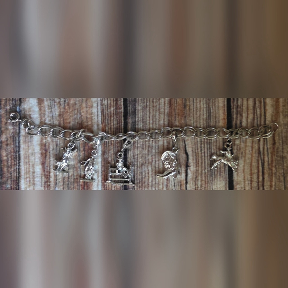 Vintage Silver Western Charm Bracelet Cowboy Boot Rodeo - Picture 9 of 9